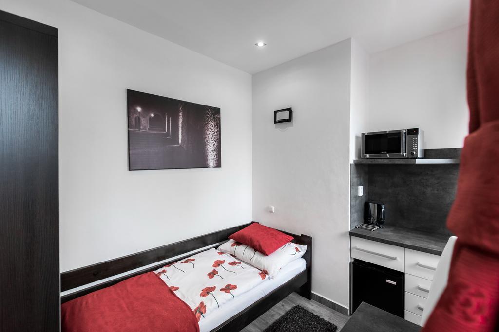 Hotel Apartments Benesova 6 Kutná Hora Chambre photo