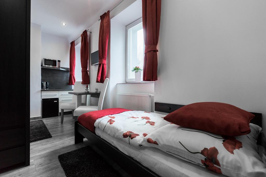 Hotel Apartments Benesova 6 Kutná Hora Chambre photo